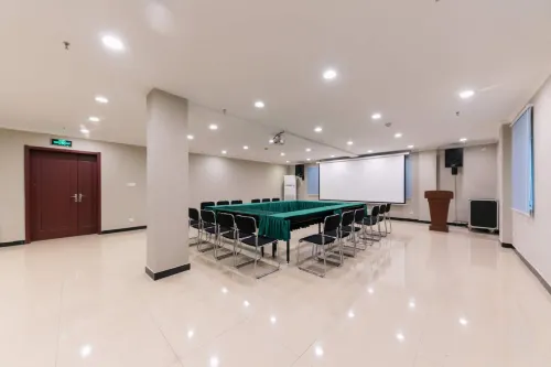 Ibis Hotel (Wuhan Tongji Medical College Store) Espaces Affaires Photos