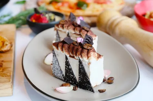 Mercure Jakarta Pantai Indah Kapuk Makanan Photos