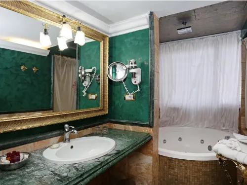 ROMANICO PALACE LUXURY HOTEL & SPA Camere Photos