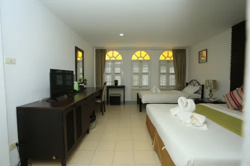 Sino House Patong Camere Photos