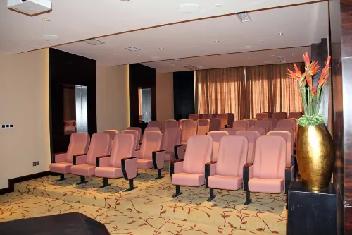 Ramada Plaza by Wyndham Weifang Geschäftseinrichtungen Photos
