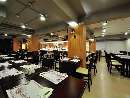Delight Hotel Spisning Photos