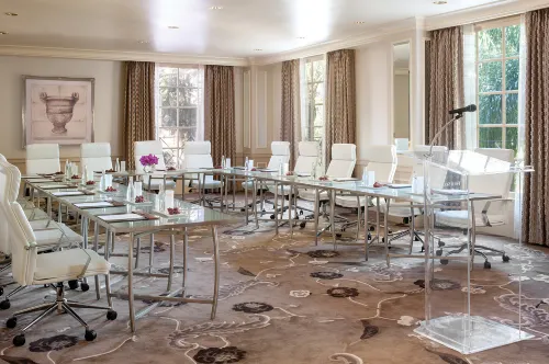 Four Seasons Hotel Los Angeles at Beverly Hills Business Photos