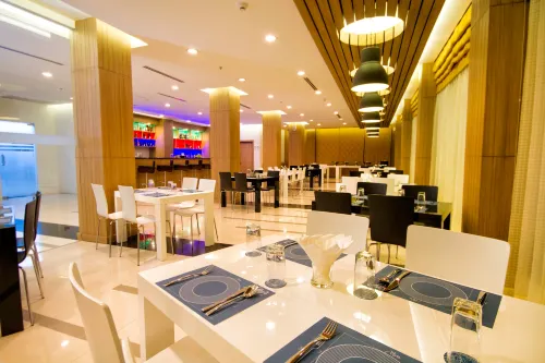 Holly Hotel Myanmar Ristorazione Photos