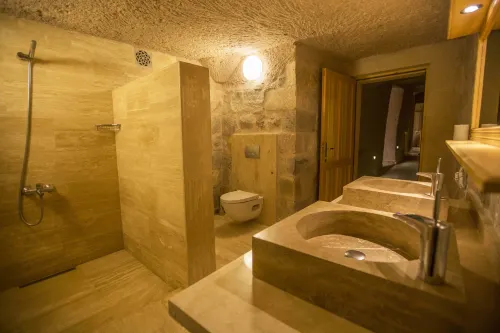 Kistar Cave Hotel Zimmer Photos