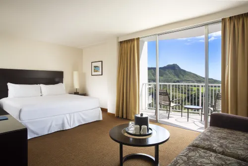 Park Shore Waikiki Rooms Photos