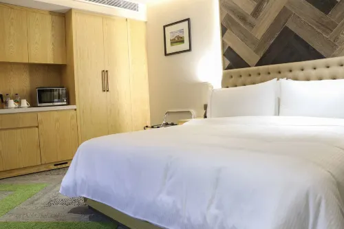 HANSA- A Premium Residence Rooms Photos