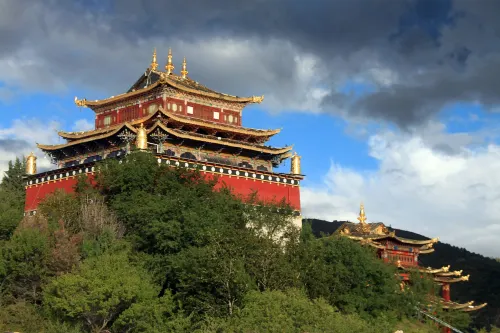 Shangri-La Mubuo Hotel (Dukezong Ancient City) Near Hotel Photos
