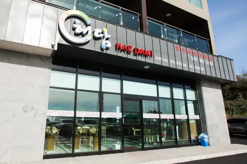 Hotel Aroha Extérieur Photos