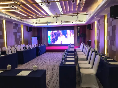 Maison New Century Hotel Shanghai Changxing Island Business Facilities Photos
