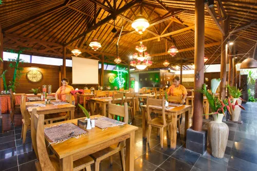 Ubud Raya Boutique Hotel Ăn uống Photos