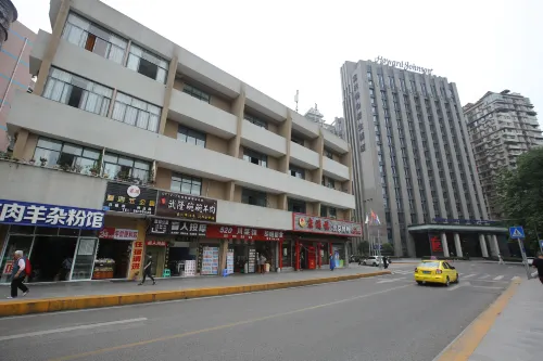 충칭 진이하오성 호텔(동물원 지하철역) 호텔 주변 Photos