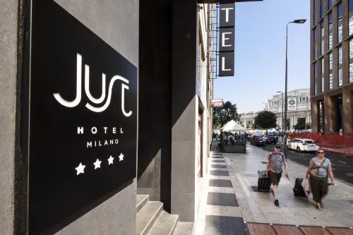 Just Hotel Milano Extérieur Photos