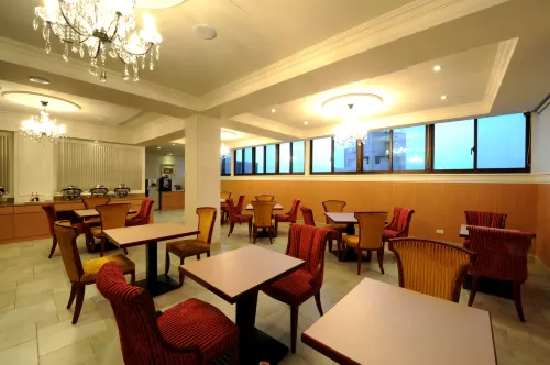 MRT Hotel Restauration Photos