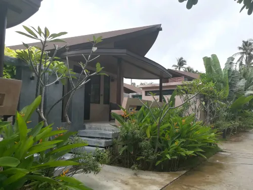 Weekender Resort Exterior Photos