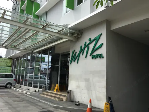 Whiz Hotel Malioboro Yogyakarta Dekat Hotel Photos