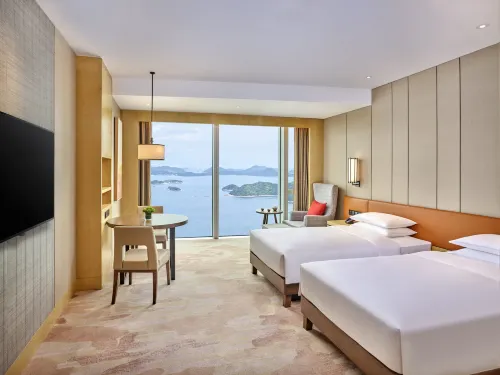 Hyatt Regency Shenzhen Yantian Rooms Photos