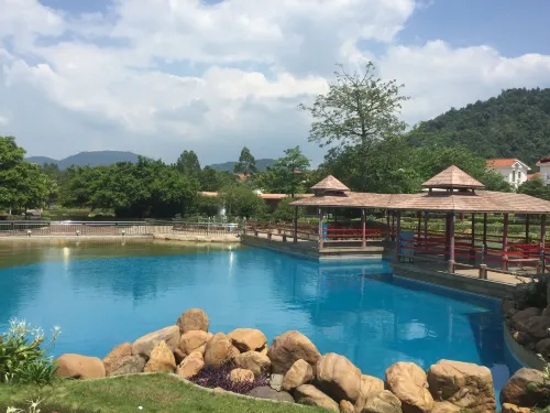 Caoxi Hot Spring Holiday Resort Featured Photos