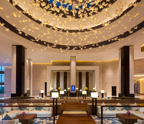 Thousand Cranes Sanya Yazhou Bay int‘l Exchange Centre , Curio Collection by Hilton Espaces publics Photos