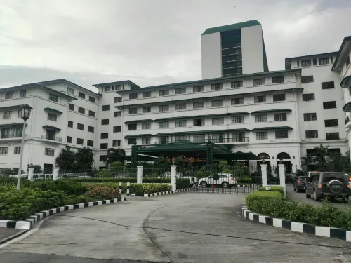 The Manila Hotel Exterior Photos