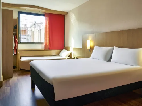 Ibis Barcelona Centro (Sagrada Familia) Featured Photos