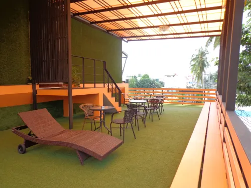 First and Frang Hotel - Koh Phangan Yleiset tilat Photos