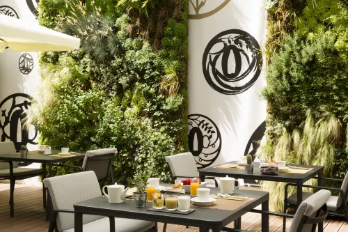 Le Tsuba Hotel Restauration Photos