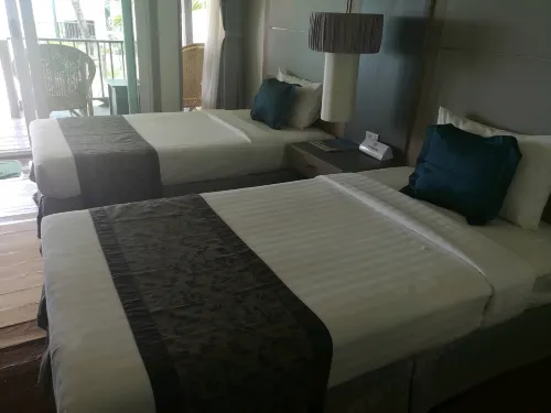 Nakara Long Beach Resort Номера Photos
