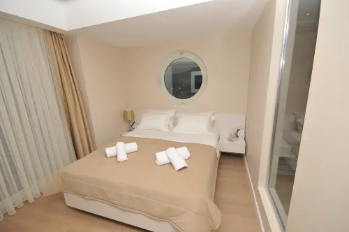 Alesta Yacht Hotel Rooms Photos