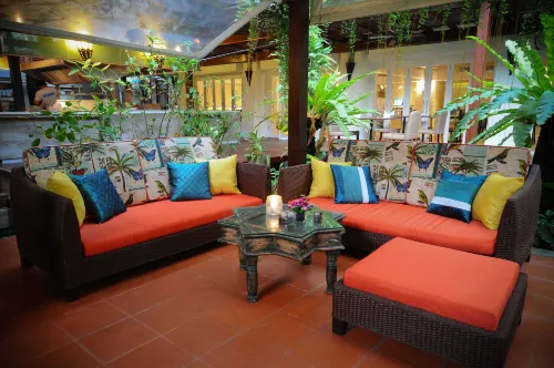 Burasari Phuket Resort Restauration Photos