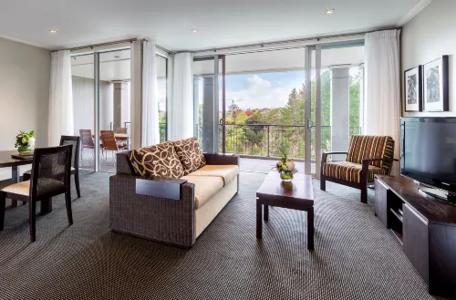 Hilton Lake Taupo Rooms Photos