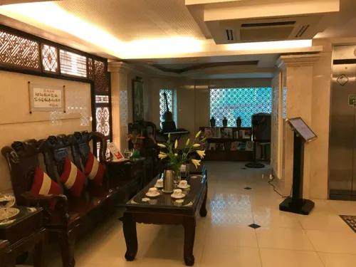 Duc Vuong Saigon Hotel - Bùi Viện Khu vực công cộng Photos