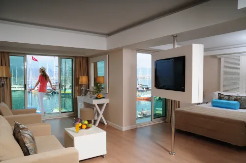 Alesta Yacht Hotel Rooms Photos