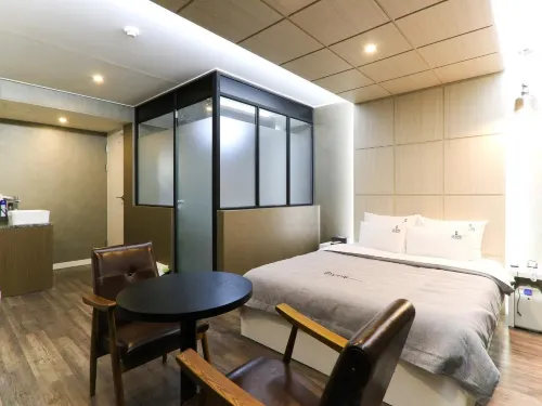 Louis Hotel Chambres Photos