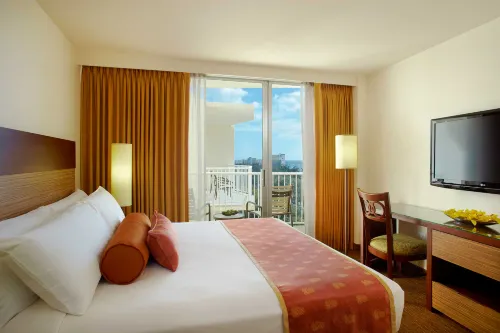 Park Shore Waikiki Rooms Photos