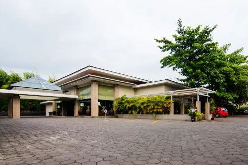 Hotel Tasneem Malioboro Yogyakarta Eksterior Photos