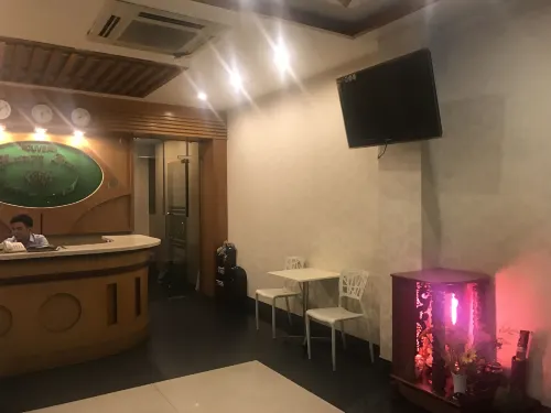 Khách sạn Nouveau Happy Inn Nổi bật Photos
