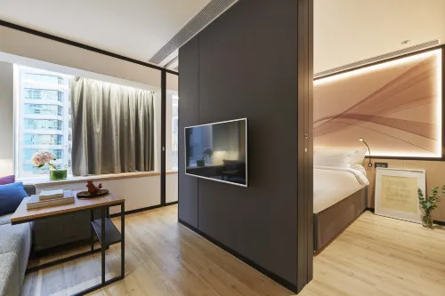 CM+ Hotels and Serviced Apartments Kamar Photos