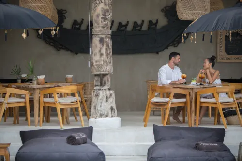 Karma Resort Restauration Photos