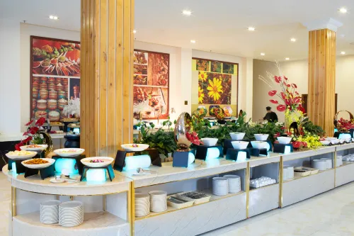 Ladalat Hotel Dining Photos