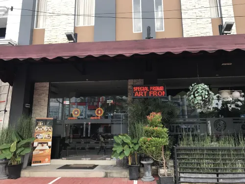Sunrise Hotel Jogja Extérieur Photos