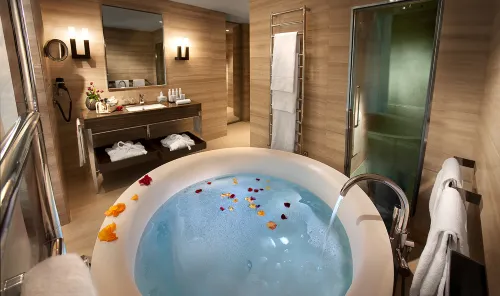 Hotel Cavour Zimmer Photos