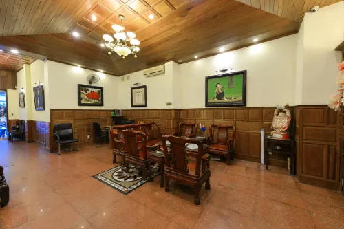 Lucky 2 Hotel & Travel Khu vực công cộng Photos