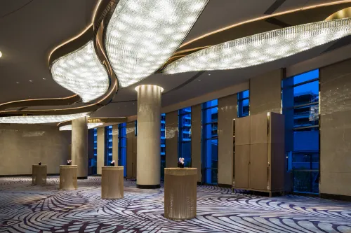 InterContinental Shanghai Hongqiao NECC Business Facilities Photos