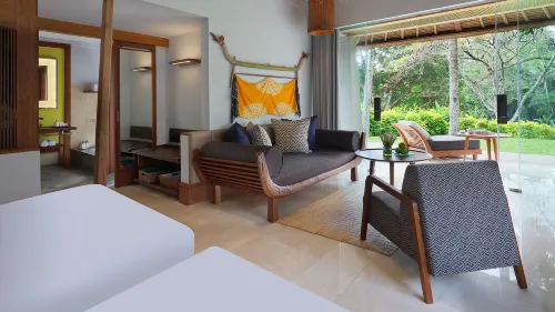 Maya Ubud Resort and Spa Kamar Photos