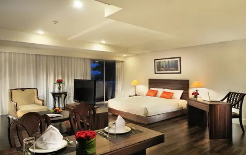 Delonix Hotel Karawang Chambres Photos