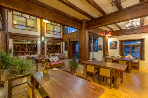 Shangri-La Mubuo Hotel (Dukezong Ancient City) Public Areas Photos