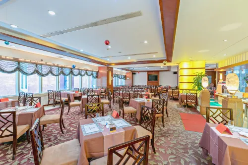 New Century Hotel Mahlzeiten Photos