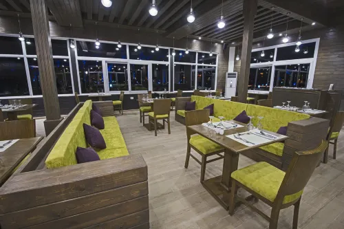 Sunrise Royal Makadi Resort Dining Photos