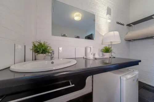 Ascot Budget Inn & Residences Rooms Photos
